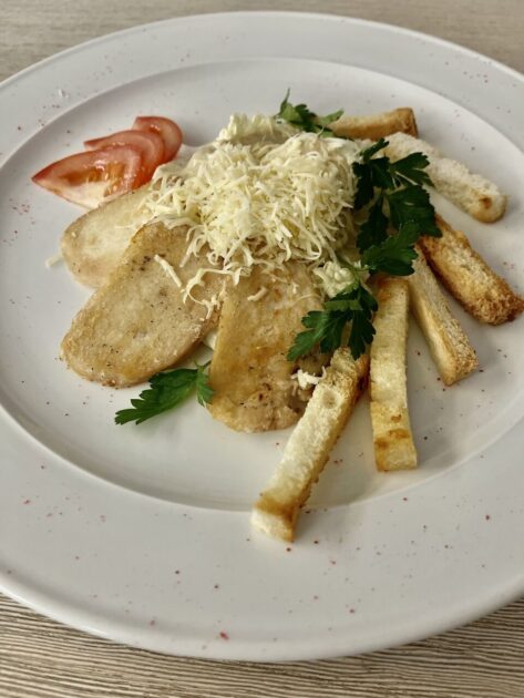 Салат Цезарь с Курицей